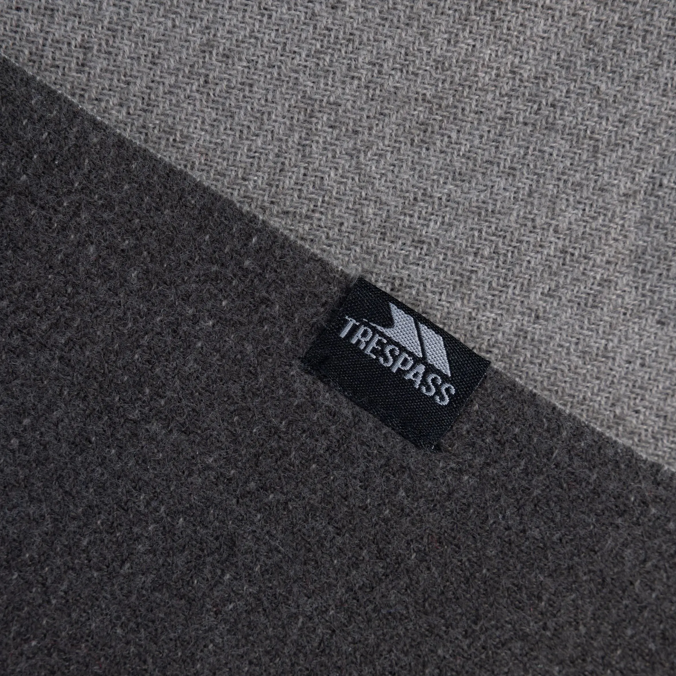 Trespass Unisex Reversible Scarf Vince